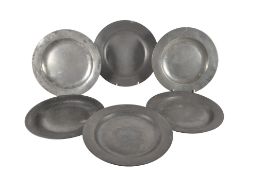 COLLECTION OF ENGLISH 18TH CENTURY METAL PEWTER PLATES