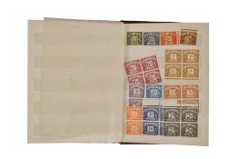 BRITISH UNFRANKED STAMPS - VINTAGE 20TH CENTURY HOUSED IN ALBUM