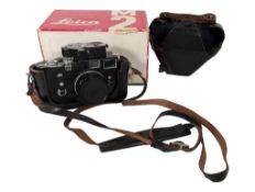 LEICA, GERMANY - MID 20TH CENTURY VINTAGE M2 35MM CAMERA