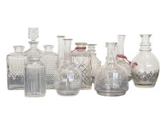 COLLECTION OF LATE 19TH / 20TH CENTURY VINTAGE GLASS DECANTERS AND BOTTLES