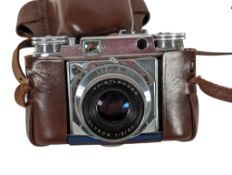 VOITLANDER, GERMANY - MID 20TH CENTURY PROMINENT CAMERA