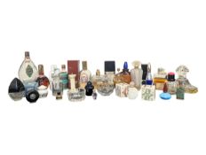 COLLECTION OF 20TH CENTURY VINTAGE BRANDED PERFUME BOTTLES