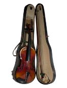 VINTAGE 20TH CENTURY CASED MUSICAL INSTRUMENT VIOLIN WITH BOW