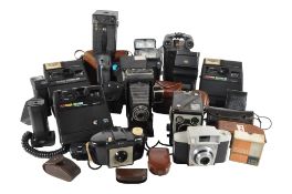 COLLECTION OF 20TH CENTURY ASSORTED CAMERA EQUIPMENT