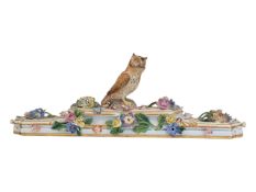 MEISSEN, GERMANY - 18TH CENTURY PORCELAIN CHINA FIGURE