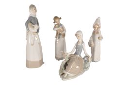 FOUR LATE 20TH CENTURY LLADRO PORCELAIN FIGURES