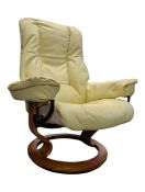 20TH CENTURY EKORNES STRESSLESS CREAM RECLINING ARMCHAIR