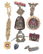 COLLECTION OF ASSORTED MEDALS