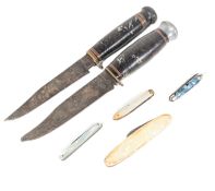COLLECTION OF VINTAGE KNIVES
