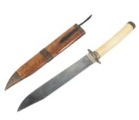 EARLY 20TH CENTURY BONE HILTED KNIFE