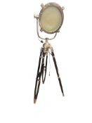 LARGE VINTAGE 20TH CENTURY INDUSTRIAL FLOOD/STUDIO FLOOR INTERIOR LAMP