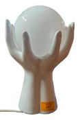 VINTAGE 20TH CENTURY 1980S HANDS TABLE LAMP