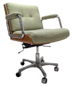 GIROFLEX - RETRO MID CENTURY UPHOLSTERED & CHROME SWIVEL CHAIR