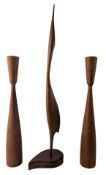 MID CENTURY CARVED TEAK HERON ON STAND & PAIR OF CANDELSTICKS