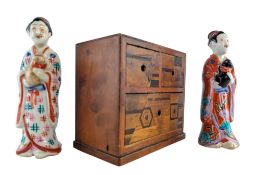TWO 19TH CENTURY JAPANESE PORCELAIN GEISHA FIGURES & A WOODEN BOX