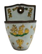 FRENCH 18TH CENTURY CIRCA 1740 SAINT CLOUD PORCELAIN MINIATURE WALL POCKET