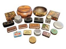 COLLECTION OF 20TH CENTURY TRINKET / SNUFF POTS, INKWELLS, COMPACT CASES, ETC
