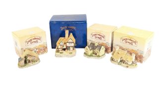 COLLECTION OF X4 DAVID WINTER COTTAGES