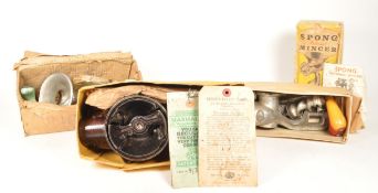 THREE EARLY 20TH CENTURY BRITISH BOXED SPONG MINCERS