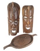 TWO 20TH CENTURY 1960S POLYNESIAN MASKS & A TRAY