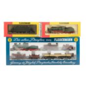 FLEISCHMANN 3-tlg Konvolut aus Zugset und 2 Lokomotiven, Spur H0,