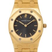 AUDEMARS Piguet "Royal Oak" Damenuhr, Ref. 6007BA. AP Service 2024.