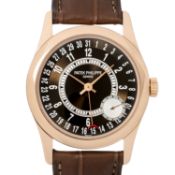 PATEK PHILIPPE Calatrava "Zeigerdatum" Herrenuhr, Ref. 6000R-001. Aus 2014.