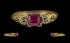 Ladies Attractive 18ct Gold 3 Stone Ruby