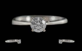 Ladies 18ct White Gold Single Stone Diamond Set Ring, Marked 18ct to Interior of Shank. The Modern