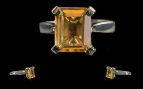Ladies 9ct White Gold Single Stone Citrine Set Ring, Full Hallmark to Shank. The Rectangular
