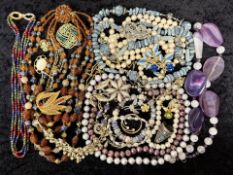 Collection of Costume Jewellery, compris