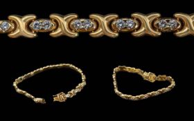 Ladies Fine Quality 18ct Gold Diamond Set Bracelet - Marked 750 (18ct) The Well Matched Diamonds