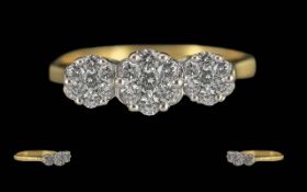 Ladies - Attractive / Contemporary 18ct