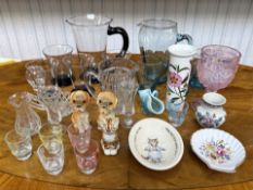 Box of Assorted Glass Ware, to include jugs and tumblers, odd liqueur glasses, Madonna Inn pink