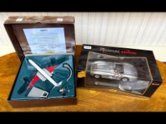 Corgi Interest - The aviator archive jetliners, first issue scale 1.144. In box. Together with a