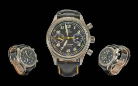 Omega Dynamic Chronograph Automatic Gents Steel Cased Wrist Watch. With original Omega signed