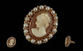 Ladies Excellent and Impressive Large 18ct Gold Cameo and Pearl Set Ring,