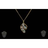 Ladies Pleasing 9ct Opal Set Pendant - W