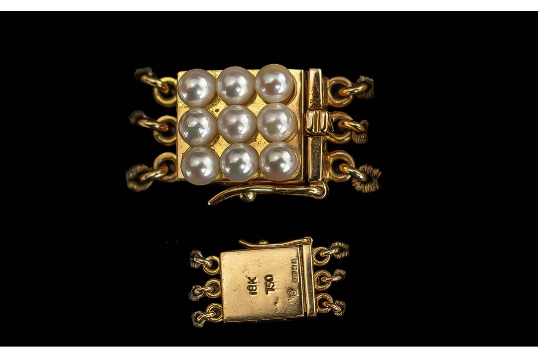 Mikimoto Signed Ladies Triple Strand Cultured Pearl Necklace - With 18ct Gold Sapphire & Diamond - Image 4 of 5