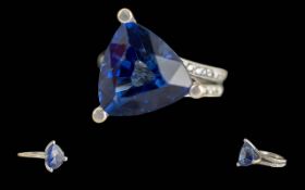 Ladies Superb Quality 18ct White Gold Tanzanite & Diamond Set Dress Ring. Full hallmark to