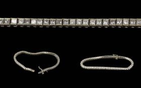 Ladies Excellent 14ct White Gold Diamond Set Line Bracelet, Marked 14ct.