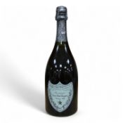 A bottle of Moët Chandon Dom Perignon 1980. Condition - wear to label
