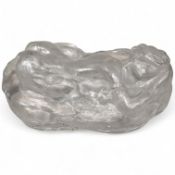 A studio hand made glass sculpture of a reclining nude, signed Anthony Stern 1944-2022, 30cm long