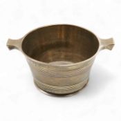 A late Victorian Scottish silver porringer, by Hamilton & Inches, Edinburgh, 1890, diameter 10cm,