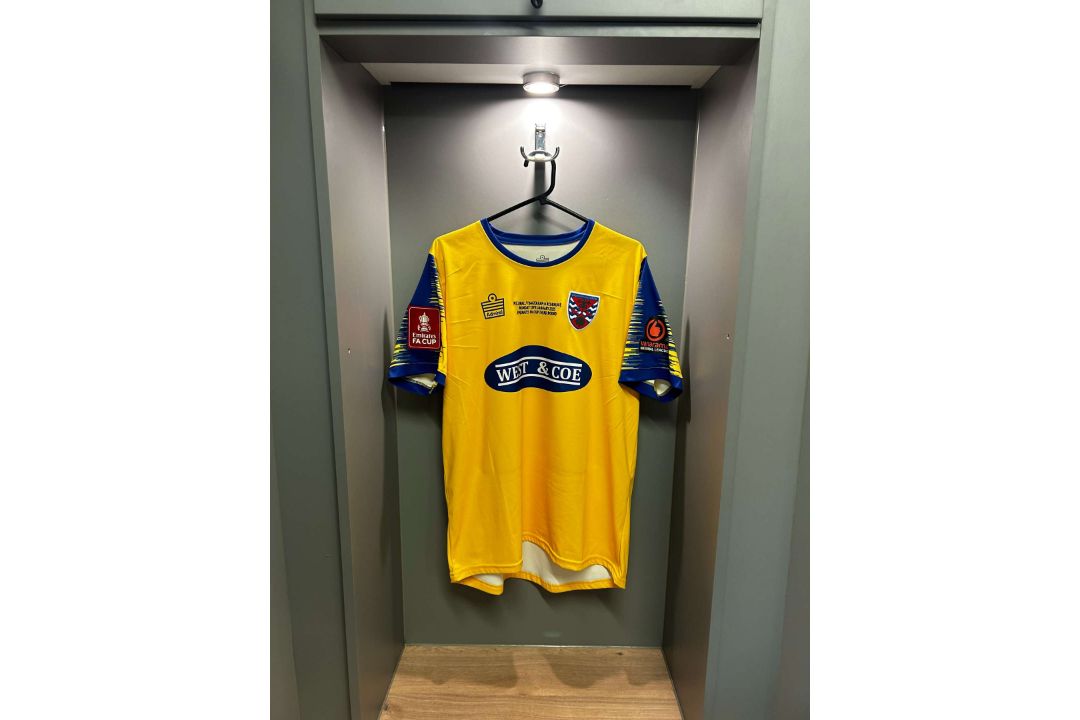 Paul Kalambayi yellow and blue No.30 Dagenham & Redbridge F.A.Cup 3rd round match worn shirt - Image 5 of 6