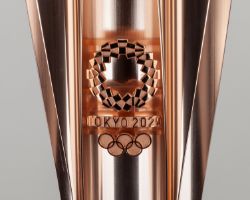 Four Day Themed Sporting Memorabilia Auction