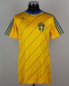 Yellow and blue No.8 Sweden short-sleeved football shirt, 1987