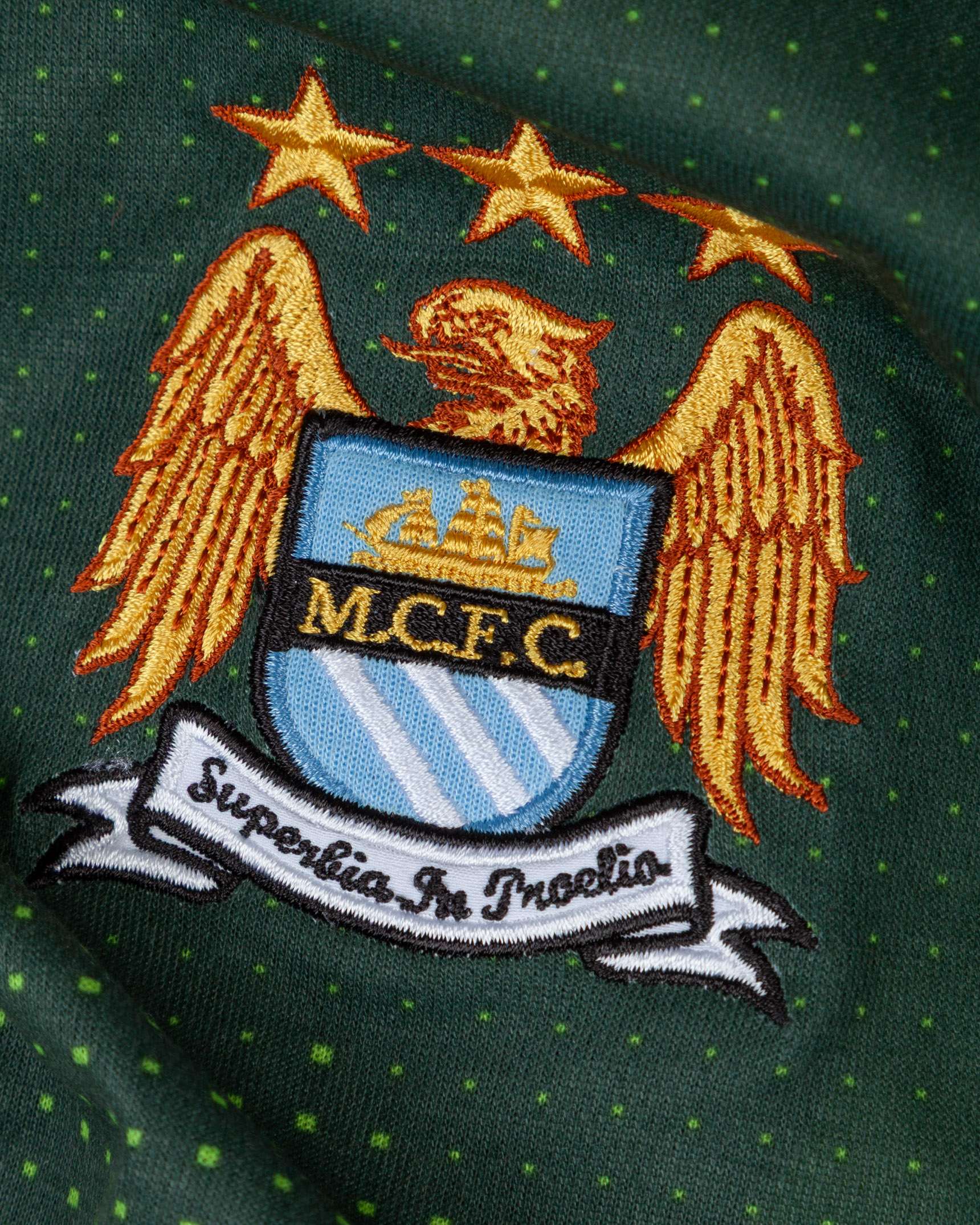 Joe Hart green No.25 Manchester City match worn goalkeepers shirt, 2012-13 - Image 3 of 5