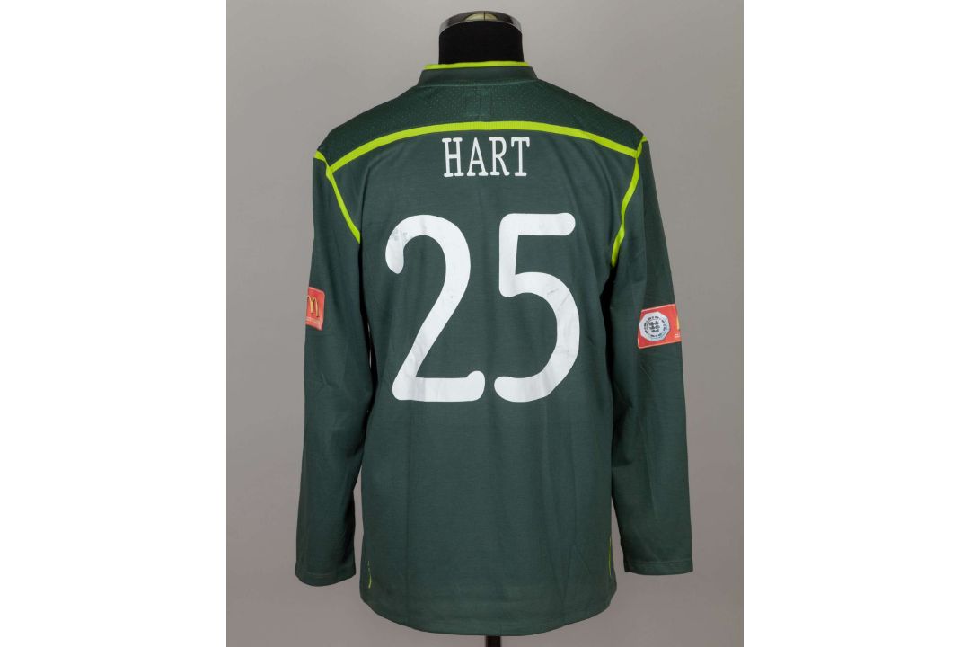 Joe Hart green No.25 Manchester City Community Shield match worn goalkeepers shirt, 2011 - Image 2 of 5