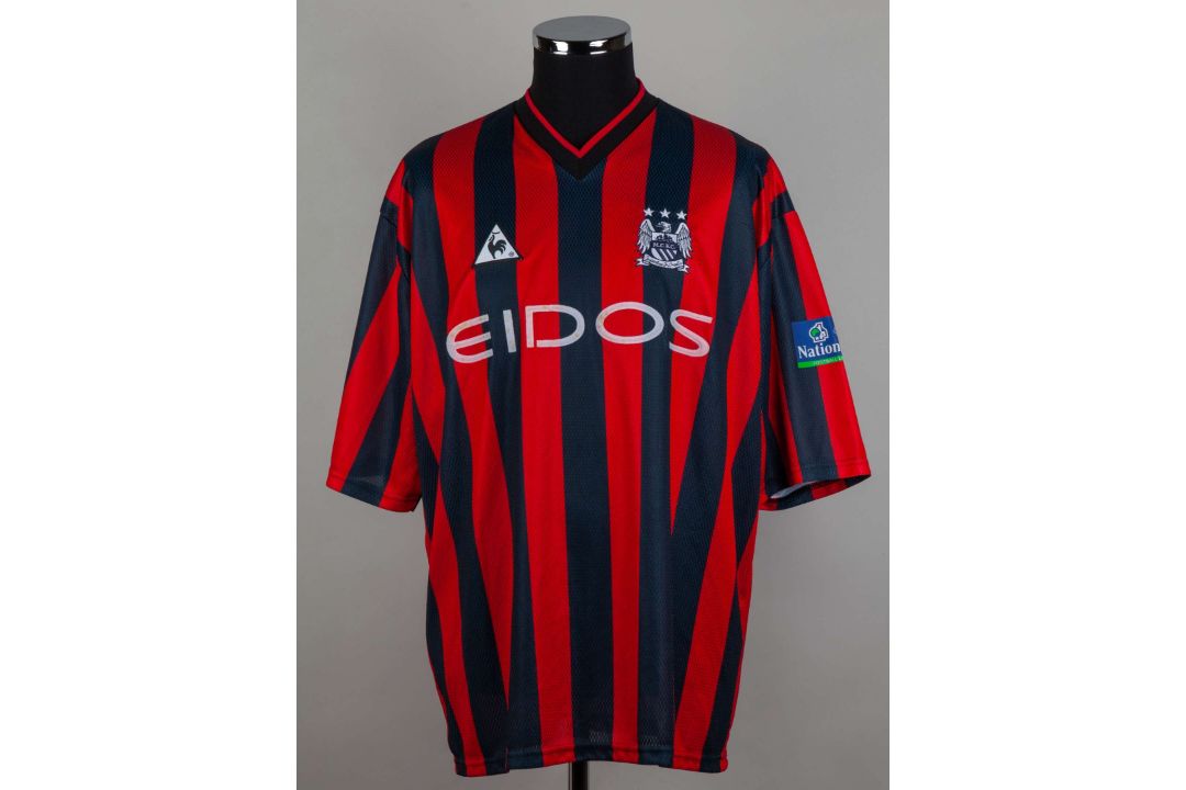 Lee Peacock black and red No.24 Manchester City match worn short-sleeved shirt, 1999 - Image 1 of 5
